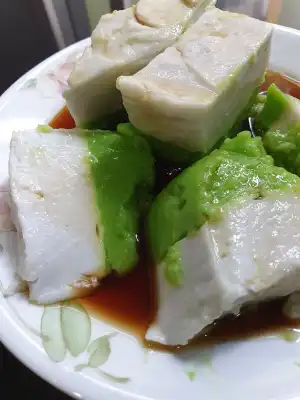 Kuih Lompat Tikam Mek Zura 